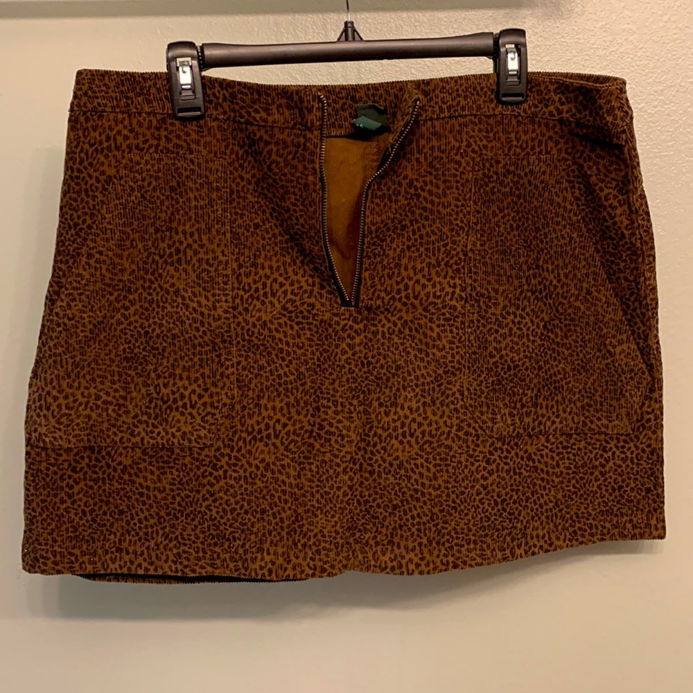 Cheetah Print Corduroy-textured Skirt